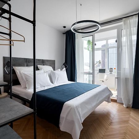Central Aesthetic Apartment Bukarest Kültér fotó