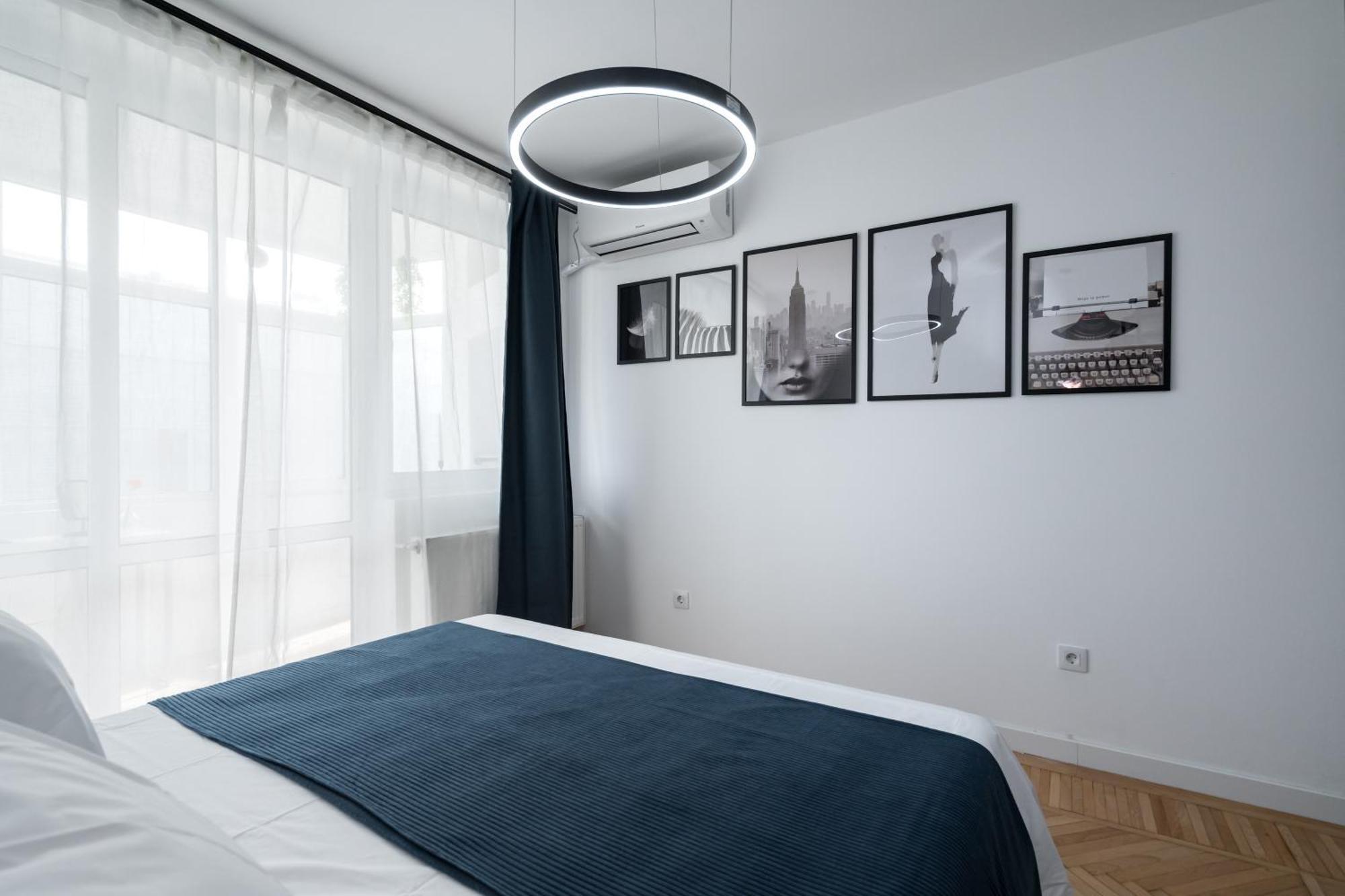Central Aesthetic Apartment Bukarest Kültér fotó