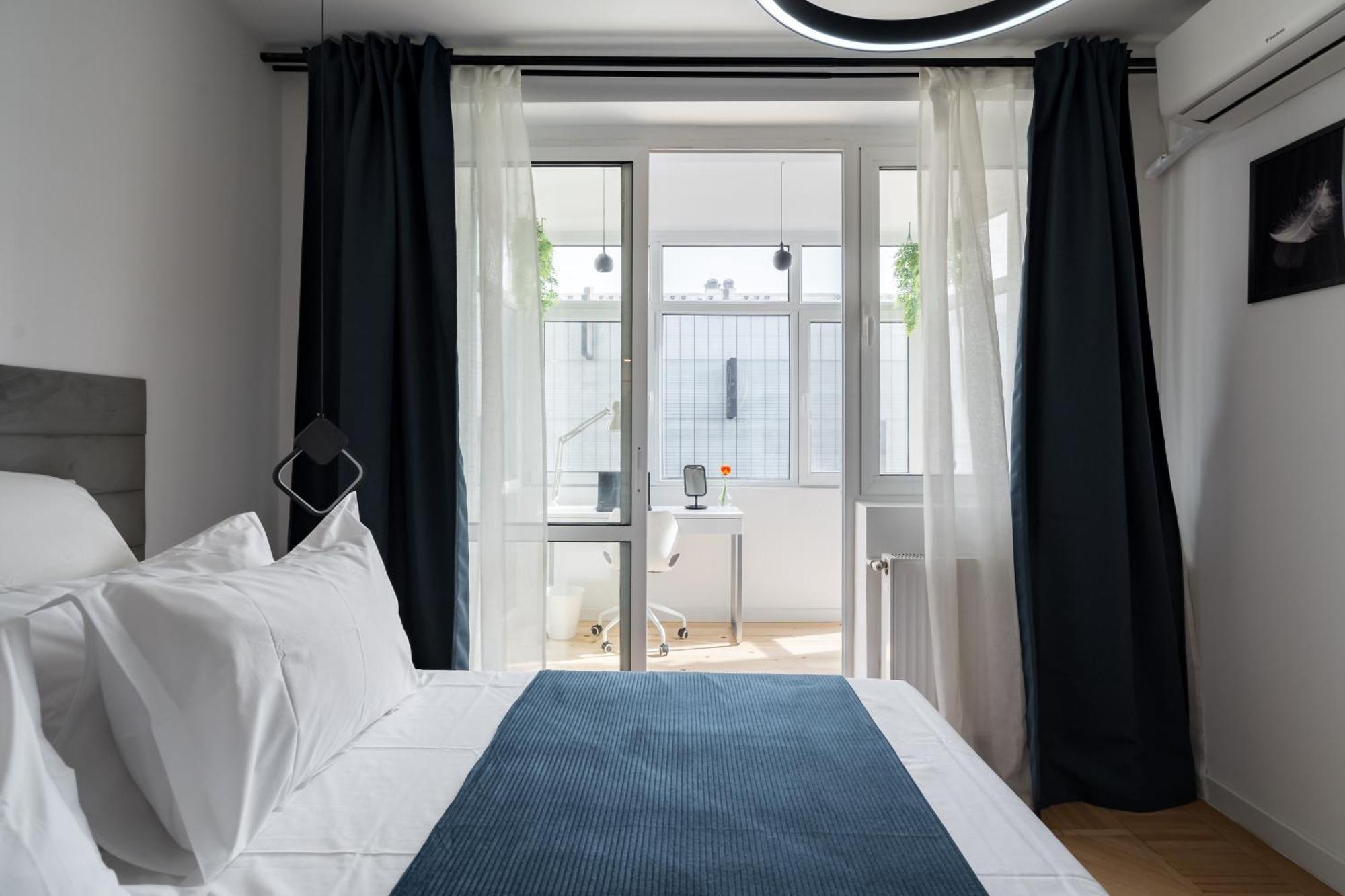Central Aesthetic Apartment Bukarest Kültér fotó